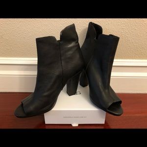 Guess Black Leather Open Toe Ankle Boots Booties Sz 8M